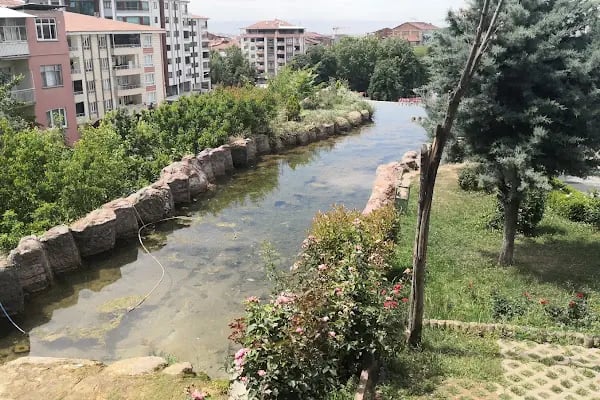 Kernek Meydanı - Resim 13