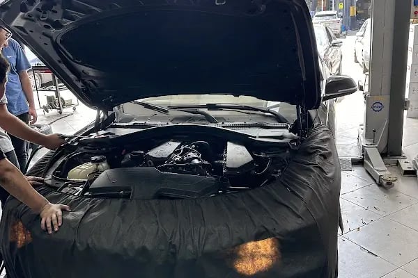 Karaoğlu Bmw Mercedes Özel Servis - Resim 3