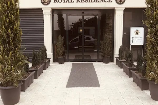 Royal Residence - Resim 4