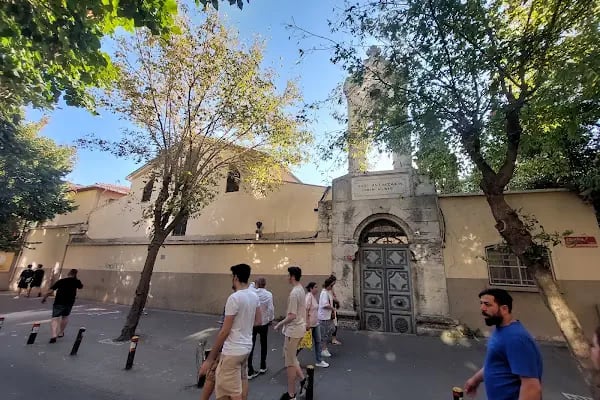 Surp Asdvadzadzin Ermeni Kilisesi - Resim 18