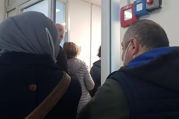 Ege Üniversitesi Tıp Fakültesi Hastanesi Göz Hastalıkları Anabilim Dalı - Resim 1