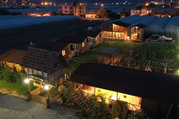 EM-BA Butik Bungalov - Resim 4