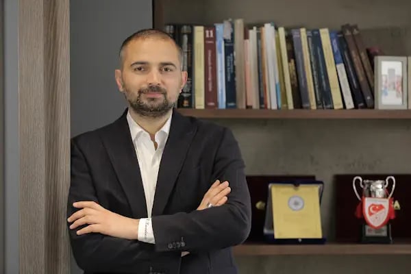 Op. Dr. Hilmi Karadeniz - Resim 1