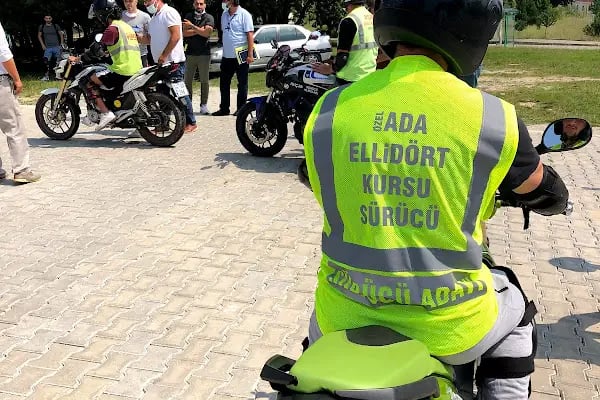 Özel ADA 54 Sürücü Kursu - Resim 12