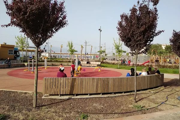 Mithatpaşa Parkı - Resim 1