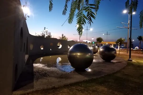 Mithatpaşa Parkı - Resim 17