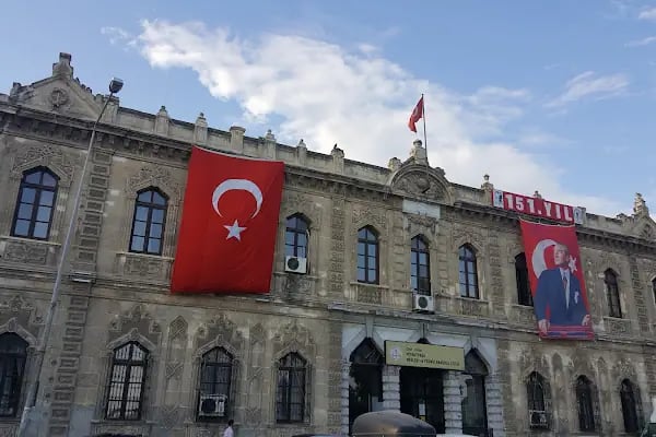 Mithatpaşa Parkı - Resim 18