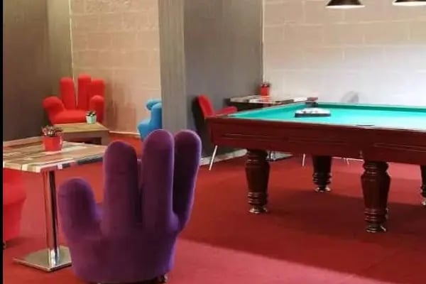 THE HERO Billiards - Resim 10