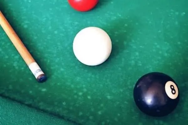 THE HERO Billiards - Resim 3