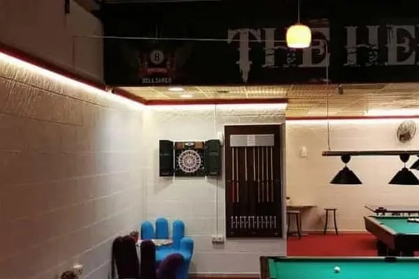 THE HERO Billiards - Resim 9