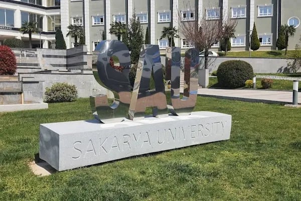 Sakarya Üniversitesi - Resim 5
