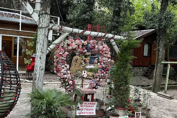 Beşkayalar Camping - Resim 4
