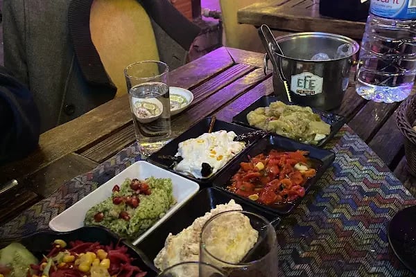 Gedikli Ankara Meyhane-Canlı Müzik-Fasıl-Rakını Al Gel Mekan - Resim 16