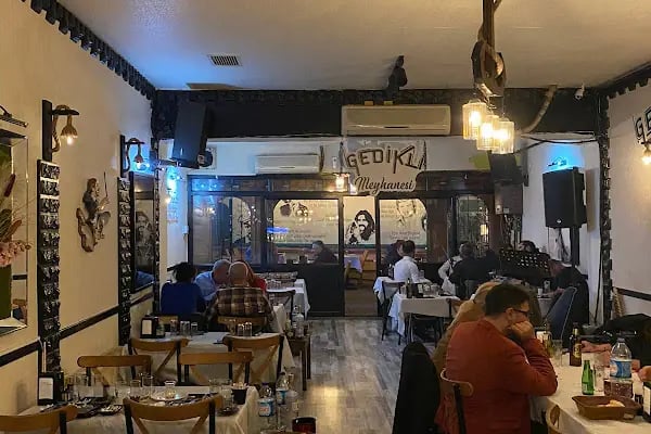 Gedikli Ankara Meyhane-Canlı Müzik-Fasıl-Rakını Al Gel Mekan - Resim 1
