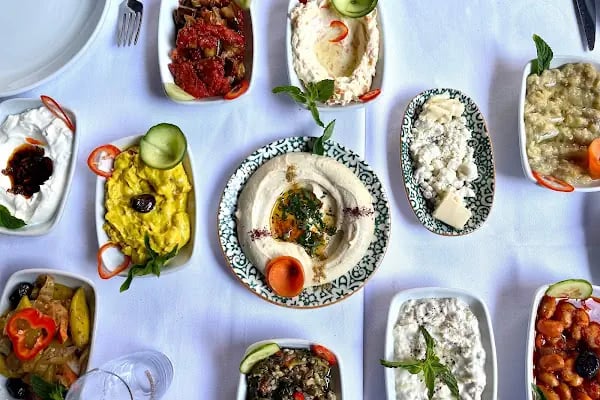 Gedikli Ankara Meyhane-Canlı Müzik-Fasıl-Rakını Al Gel Mekan - Resim 13