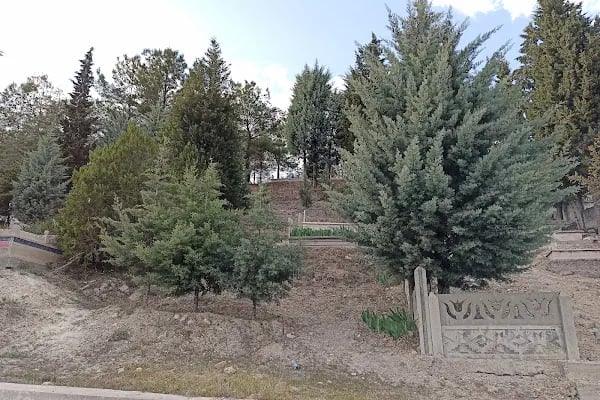 Beypazarı Şehir Mezarlığı - Resim 7