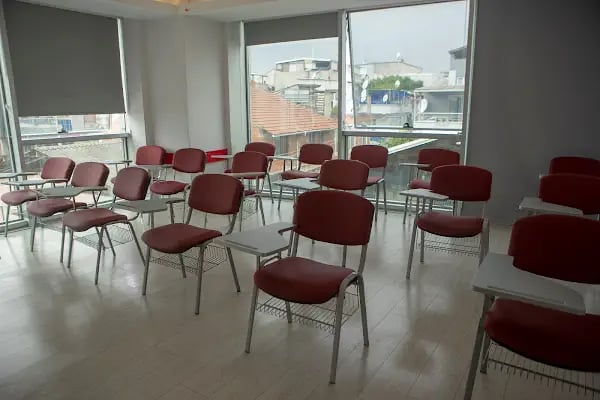 Just English Dil Okulları Bursa-FSM Bulvarı - Resim 16