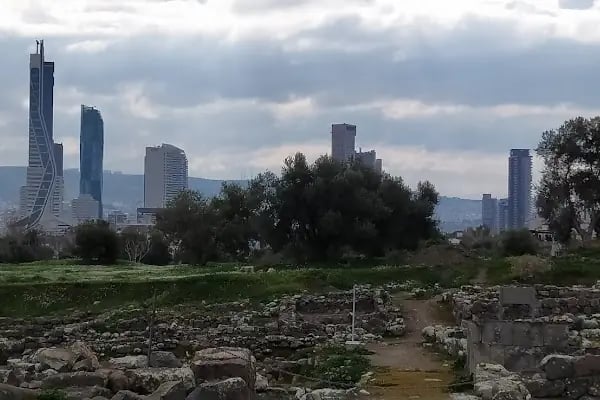 Eski Smyrna - Hacı Mutzo Arkeolojik Alanı/Tepekule -Bayraklı Ören Yeri - Resim 19