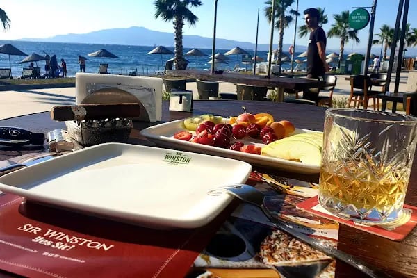 Sir Winston Cafe Pub Aliağa - Resim 18