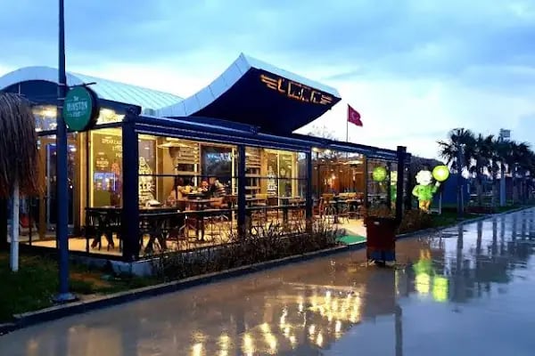 Sir Winston Cafe Pub Aliağa - Resim 5
