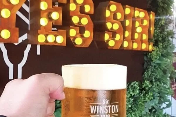 Sir Winston Cafe Pub Aliağa - Resim 17