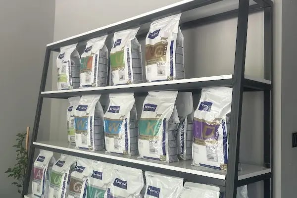 HELEN Veteriner Kliniği - Resim 18