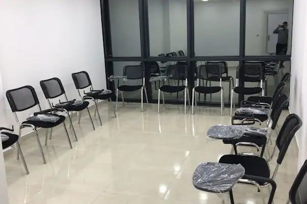 American Time Esenyurt - Yabancı Dil Kursu - Resim 4
