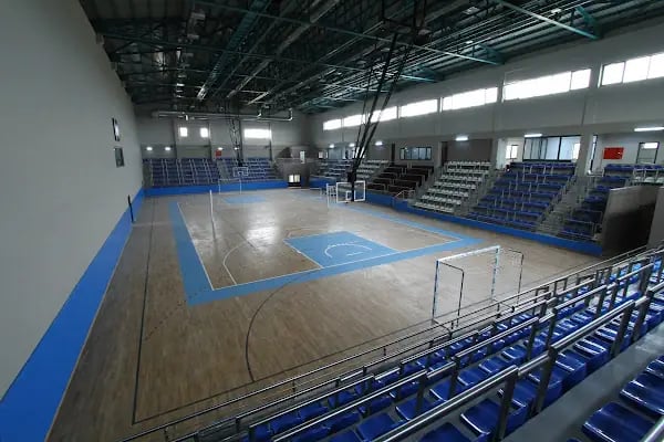 Başiskele Spor Salonu - Resim 2