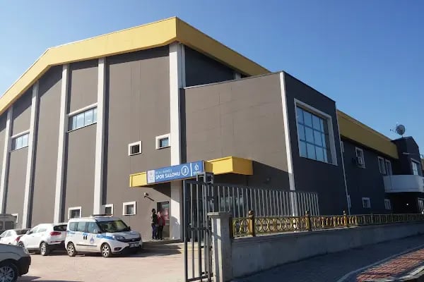 Başiskele Spor Salonu - Resim 4