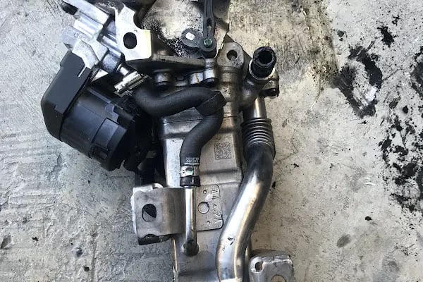 ELİT GARAGE AKŞEHİR BMW MERCEDES VOLKSWAGEN AUDİ SEAT SKODA RANGE ROVER FORD OTO TAMİR BAKIM SERVİSİ YEDEK PARÇA - Resim 10