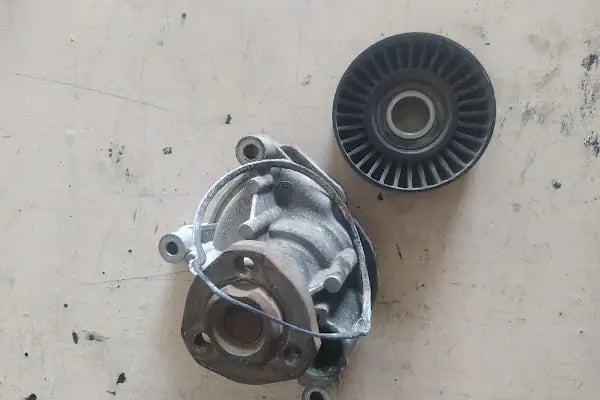 ELİT GARAGE AKŞEHİR BMW MERCEDES VOLKSWAGEN AUDİ SEAT SKODA RANGE ROVER FORD OTO TAMİR BAKIM SERVİSİ YEDEK PARÇA - Resim 12