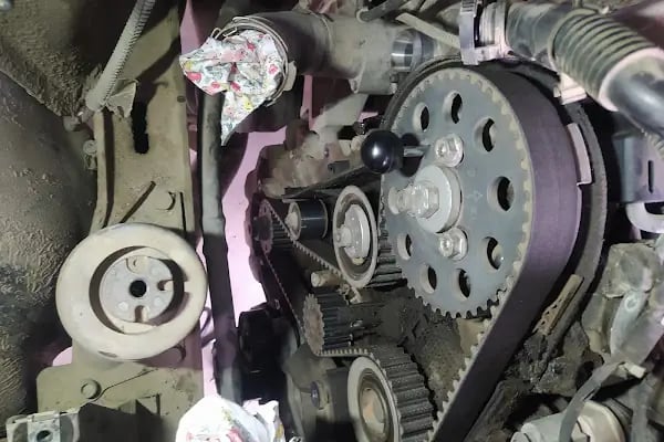 ELİT GARAGE AKŞEHİR BMW MERCEDES VOLKSWAGEN AUDİ SEAT SKODA RANGE ROVER FORD OTO TAMİR BAKIM SERVİSİ YEDEK PARÇA - Resim 13