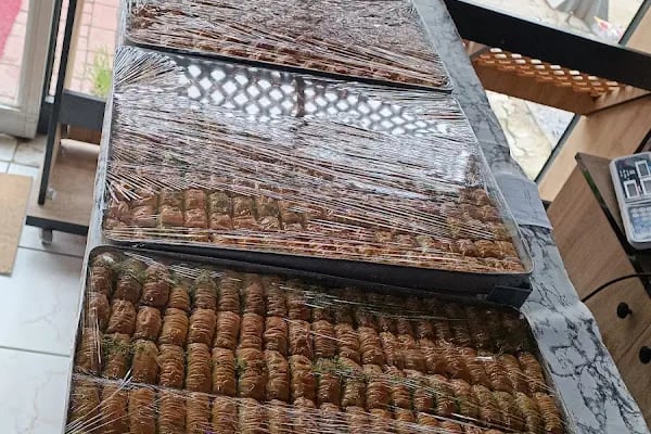 Karadeniz Unlu Mamülleri - Resim 4
