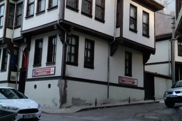 Şehbenderler Konağı Kütüphanesi - Resim 16