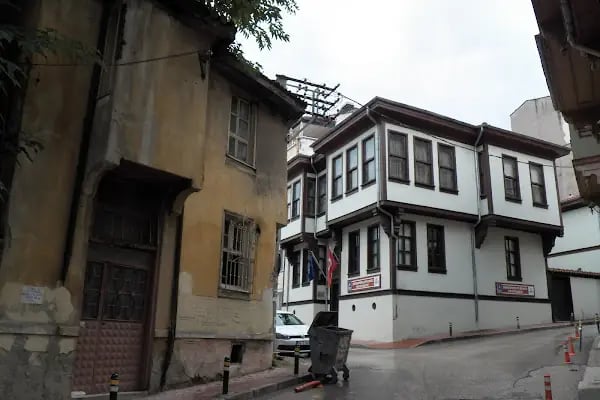 Şehbenderler Konağı Kütüphanesi - Resim 14