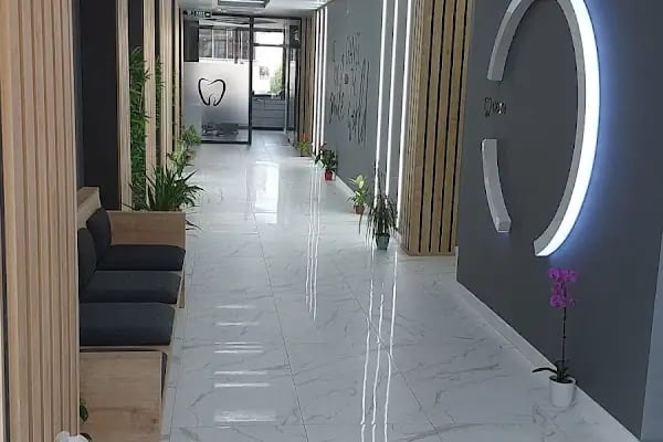 CEON Ağız ve Diş Sağlığı Polikliniği - Resim 2