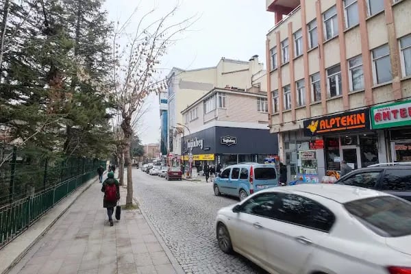 AKŞEHİR ÇARŞI AVM - Resim 9