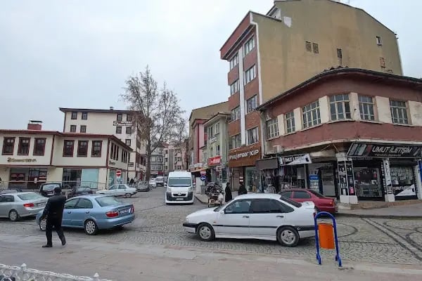 AKŞEHİR ÇARŞI AVM - Resim 13