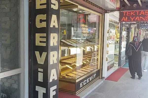 AKŞEHİR ÇARŞI AVM - Resim 2