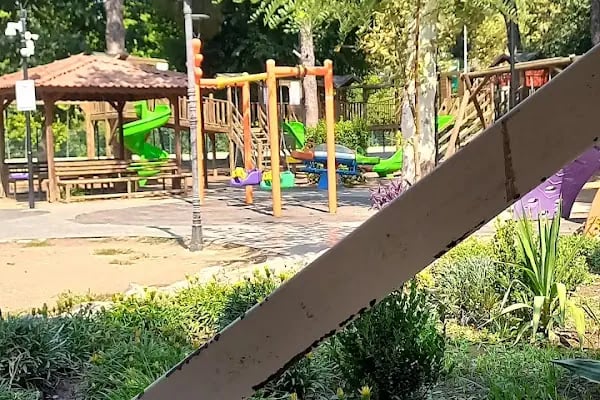 Dalaman Belediyesi Çay Bahçesi - Resim 11