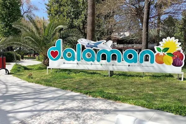 Dalaman Belediyesi Çay Bahçesi - Resim 1