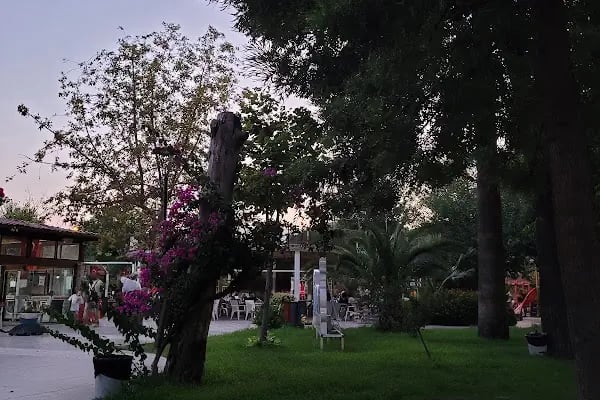 Dalaman Belediyesi Çay Bahçesi - Resim 16