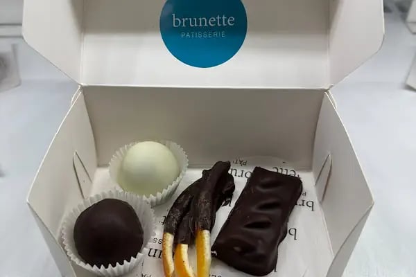 Brunette Patisserie - Resim 18