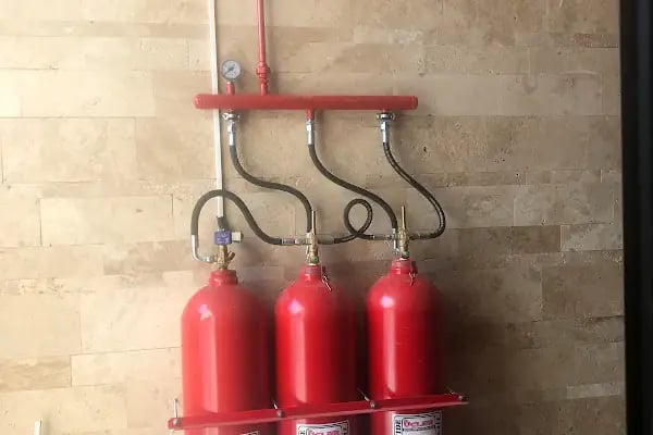 ÜÇLER YANGIN SÖNDÜRME - Resim 2