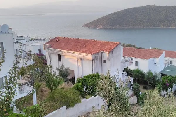 Bodrum Yakası Tatil Sitesi - Resim 3