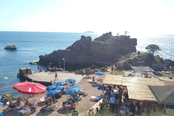 Kalpazankaya Plajı - Resim 3
