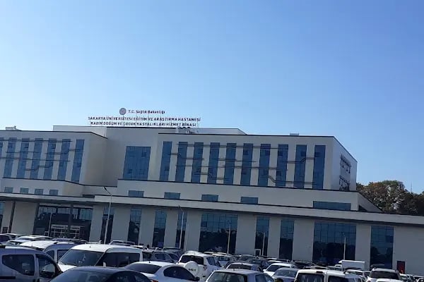 Kadın Doğum ve Çocuk Hastalıkları Hizmet Binası - Resim 1
