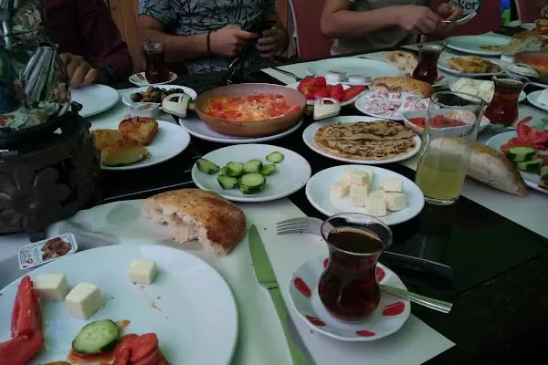 Alâ Cafe&amp;Fastfood - Resim 17