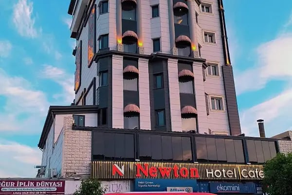 Newton Otel - Resim 13