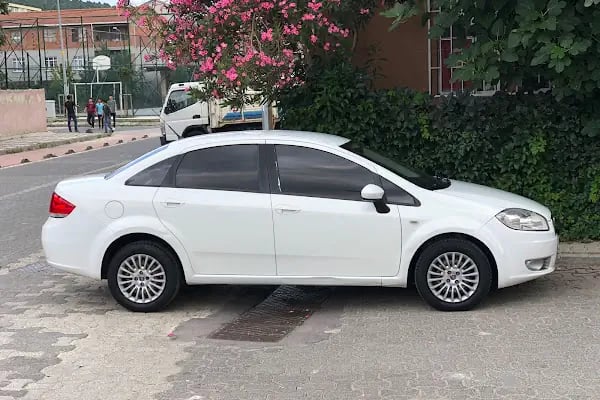 CAR RENTAL - Resim 8